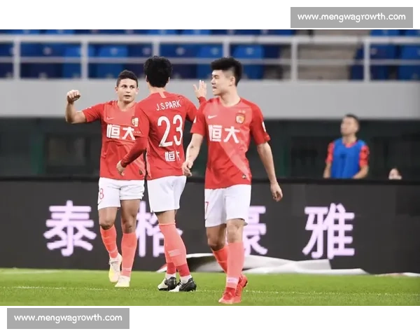 裁判判罚引发争议 多次关键判决影响比赛走势与结果 裁判判罚引发争议 多次关键判决影响比赛走势与结果